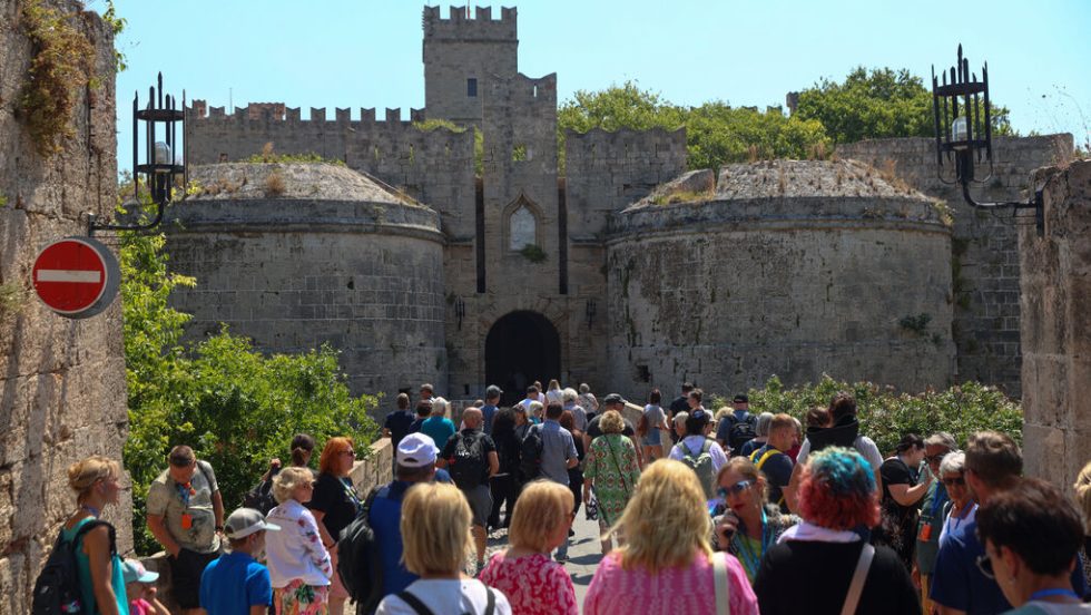 rodos touristes